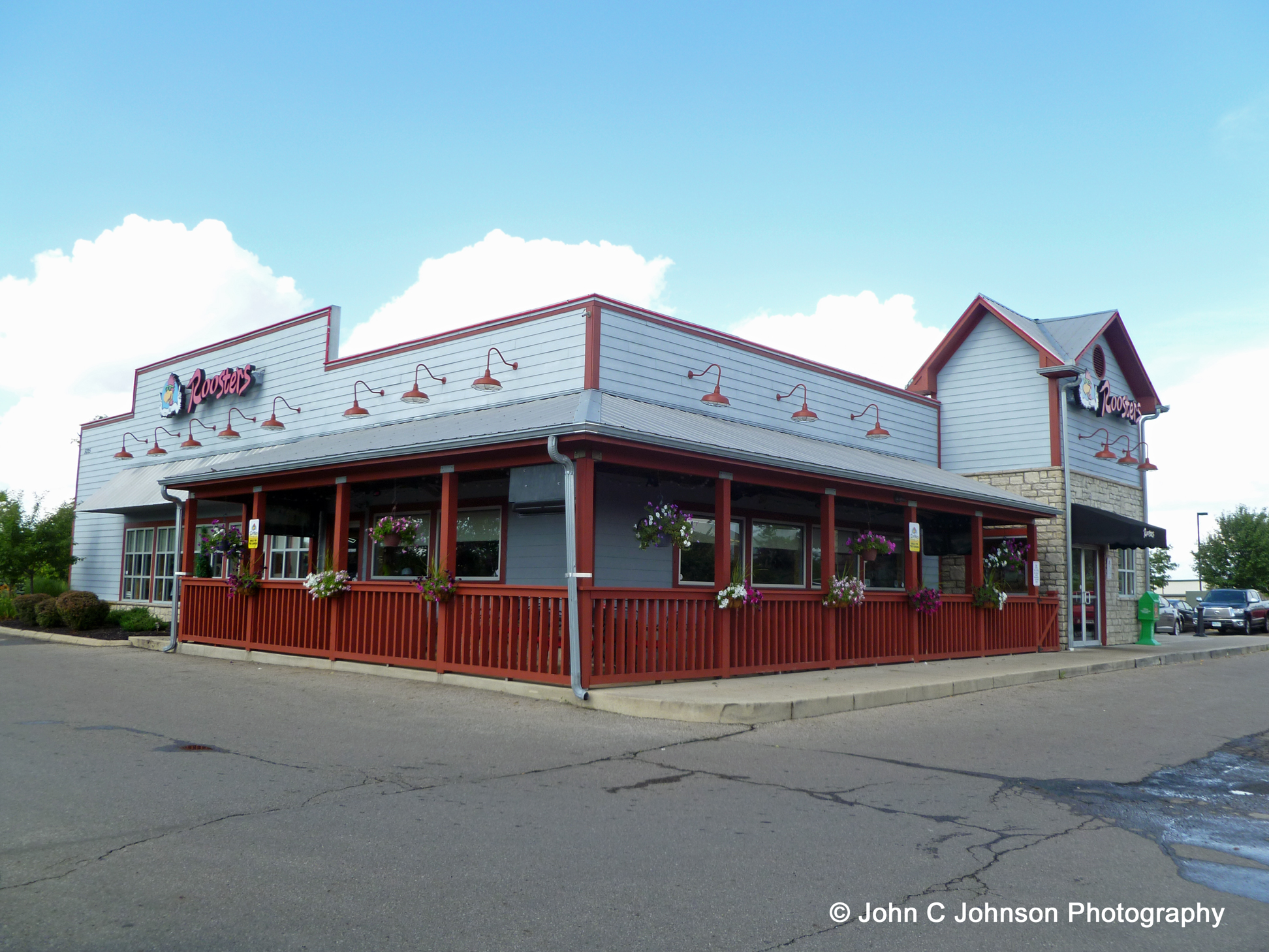 Roosters Hillard, Ohio