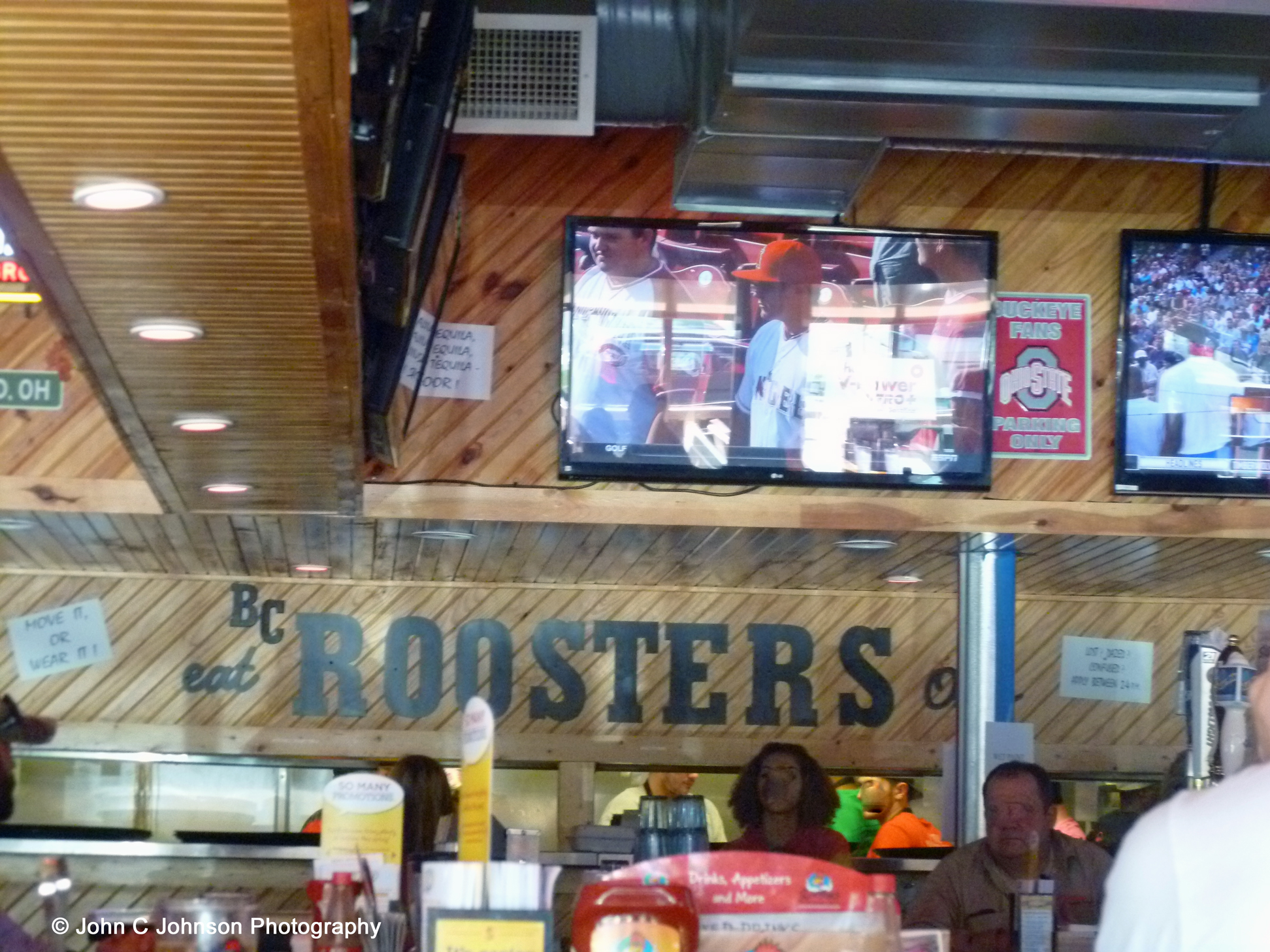 Roosters Hillard, Ohio