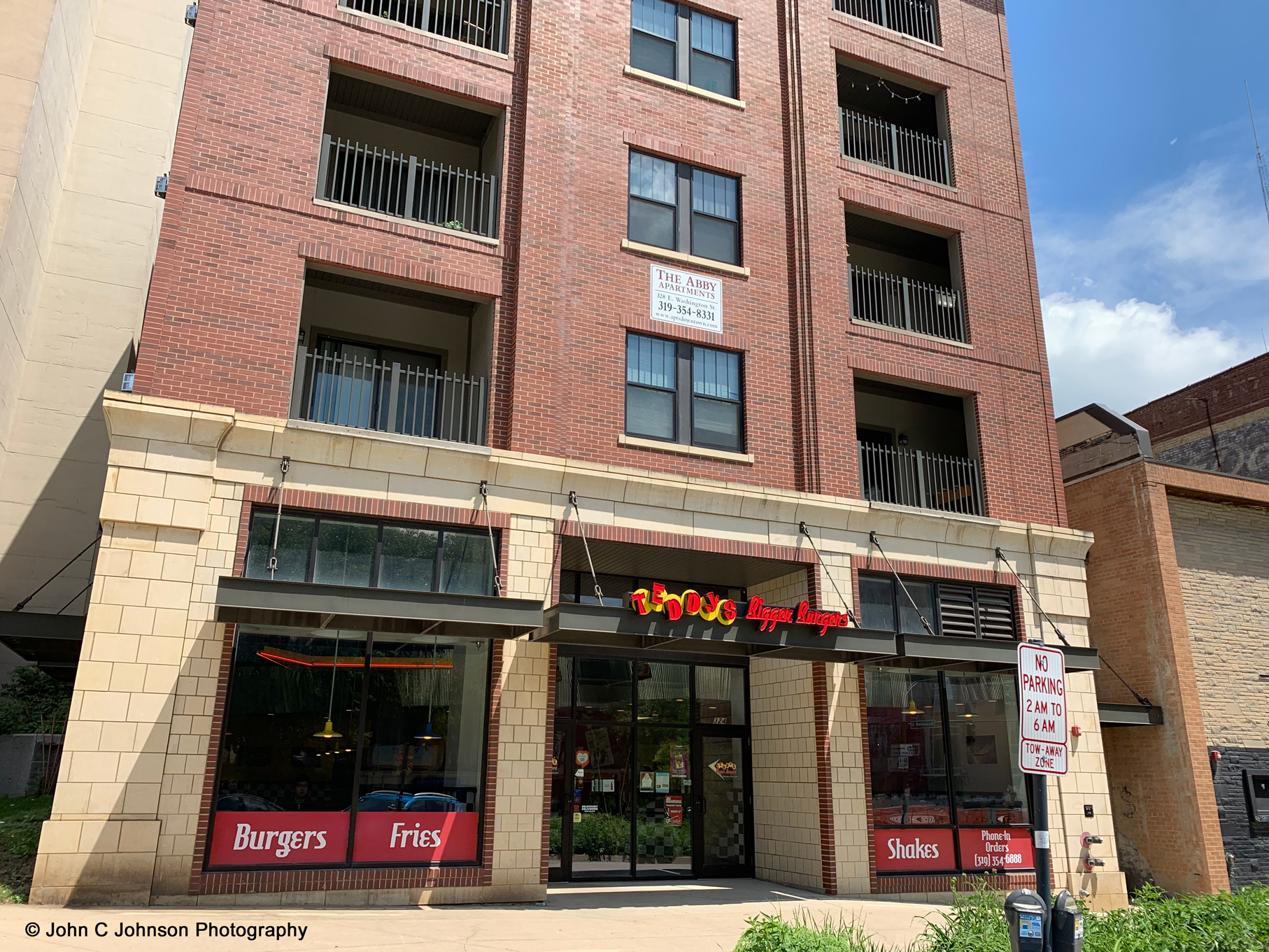 Teddy's Bigger Burgers Iowa City, Iowa